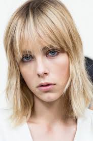 Coiffure is a fancy french word for hairdo. Les Plus Belles Coiffures Avec Frange