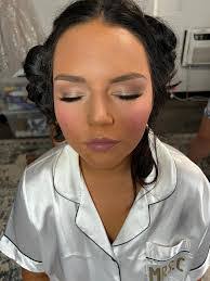 Amber Justice's Instagram, Twitter & Facebook