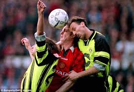 Preview followed by live coverage of sunday's game between arsenal and man utd in the premier league. How Borussia Dortmund Win The 1997 Champions League Final With Help From Paul Lambert Daily Mail Online