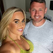 Tessa Casey's Instagram, Twitter & Facebook