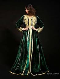 Arslan Adli Kullanicinin Yoresel Kiyafetler Panosundaki Pin Kaftan Clothes Elbiseler