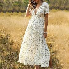 Choisissez facilement le modèle de votre robe de mariée bohème chic à l'aide de notre galerie avec plus de 70 images magnifiques. Robe Boheme Robe Boheme Chic Miss Boheme