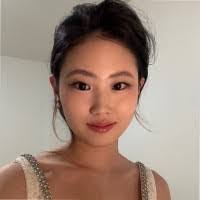 Leanna Bowman's Instagram, Twitter & Facebook