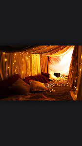 Romantic home dates romantic date night ideas at home dates romantic couples romantic gestures for him romantic surprises for him the top 10 best at home date night ideas, fun, cheap, free, creative and romantic. Bedroom Romantic Date Night Ideas At Home Apessoaescreve