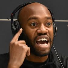 Calif. judge orders Pacifica's ousted leader to end occupation of network's  offices