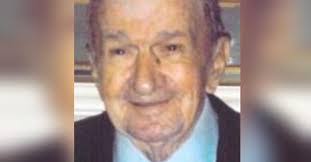 Della Broussard's Instagram, Twitter & Facebook