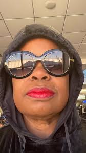 SHE DONT WORK . SHE FINE SHE BLESSED. SHE NOT STRESSED. SHES CHOSEN SHES  BEAUTIFUL  ♥️♥️💙💙🙏🏽🙏🏽🙌🏾🙌🏾👌🏽👌🏽💯💯🎯🎯✌🏽✌🏽✔️✔️👑👑😬😬😇😇👏🏽👏🏽