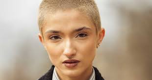 Image result for frisuren kurze haare berühmtheit