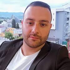 Pagina 104 di 1907 -