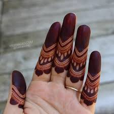 I Washed My Hands So Many Times On The Same Day I Removed The Paste So That Was What The Matur Modern Mehndi Designs Mehndi Design Photos Finger Henna Designs