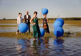 Improvising is usually done in order to improve the musical quality; Les Voce English Quatuor Voce