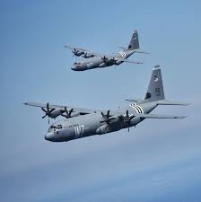 A400m atlas c 27j spartan c 130j hercules c5 mc 130j commando. De C130 Wordt Vaak Verward Met De Airbus A400m Onder Meer Aan De Schroeven En Voorramen Merk Je Het Verschil Luchtvaart