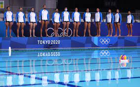 Μπείτε τώρα και ανακαλύψτε όλα τα τζιν της νέας συλλογής στο zara. Olympiakoi Agwnes 2020 Idanikh Premiera Sto Tokio Gia Thn E8nikh Polo
