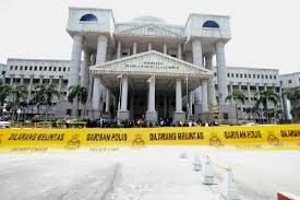 Di bawah perjanjian persekutuan tanah melayu 1948, mahkamah rendah telah ditubuhkan melalui akta mahkamah rendah 1948. Update Jalan Duta Court Complex Sealed Off Due To Bomb Threat