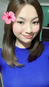 Sweet girl na may pag ka geng geng😂