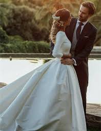 The versatile bit of ball gown wedding dresses. Modest Wedding Dresses Satin Ball Gowns With Sleeves Modest Wedding Dresses Long Vintage Wedding Dress Wedding Dresses Satin