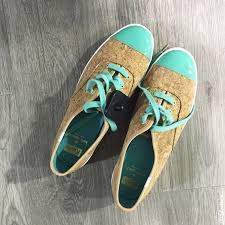 Shoe Shopping At Dixie Outlet Mall In Toronto Shoes Sock Shoes Shoe Shop
