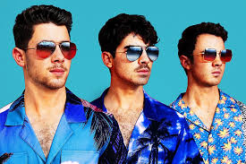 Ah, the jonas brothers, those teen heartthrobs that drove fans crazy. Win A Trip To Meet The Jonas Brothers