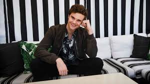 Dennis william quaid was born on april 9, 1954 in houston, texas to juanita bonniedale nita quaid (née jordan), a real estate agent & william rudy quaid, an electrician. Jack Quaid Meg Ryan And Dennis Quaid S Son Shines In Plus One