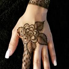 A mud paste is applied, which, when removed, leaves a temporary henna stain, and this is where the name henna tattoo comes from. Top Henna Tattoo Artists For Hire In Rome Ga 100 Guaranteed Gigsalad