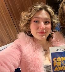 Elizabeth Sieber's Instagram, Twitter & Facebook