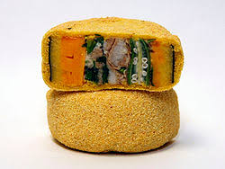 Hablar de quien es el creador de la cocina fusión sería un tanto atrevido, ya que las primeras practicas culinarias en la prehistoria deberían considerarse cocina fusión. Cocina Fusion Wikiwand