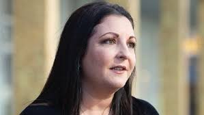 Should country pubs that decline to have poker machines be entitled to tax  breaks?