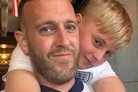 Dale Mckay's Instagram, Twitter & Facebook