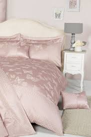 Tagesdecke Schmetterling In Satin Pink Bettwasche Schlafzimmer Rosa Schmetterlinge Tagesdecke Rosa Tagesdecke Decke