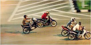 Kemalangan jalan raya banyak berlaku pada musim perayaan khususnya bukan sahaja membawa kerugian kepada keluarga mangsa. Pdrm Motorsikal 70cc Ke Bawah Untuk Remaja 16 20 Tahun Untuk Kurangkan Statistik Kemalangan Wapcar