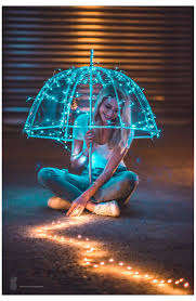 Sam Tang Umbrella Photography Portrait Umbrellaphotographyportrait Follow Me On Instagram P Dark Portrait Umbrella Photography Night Photography Portrait