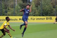 Oct 15, 2004 · vasco walz, 16, from germany borussia dortmund u19, since 2021 central midfield market value: Rot Blau Com Forum Wuppertaler Sv Abteilungen Jugend Live Borussia Dortmund U17 Wuppertaler Sv U17 1 Spieltag Bundesliga West