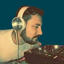 Stream Manolo Rios ✪ music