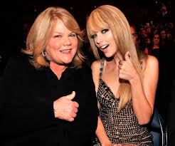 Height in meters 1.557528 meter. Andrea Swift Taylor Swift S Mother Bio Spouse Age Height Net Worth