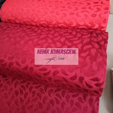 Su ve leke geçirmeme özelliklerine sahip bir kumaş türüdür. Bordo Izmir Tay Tuyu Kumaslar Taylar Dosemelik Kumaslar Kumas