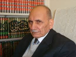 يدور المسلسل حول طبيب يدعى يونس له طموحات وأحلام مختلفة ويقدم خدمة جديدة للطبيب من. Ø´Ø®ØµÙŠ Ø© Ù…Ù† Ø·Ø±Ø·ÙˆØ³ Ø§Ù„Ù…Ø±Ø¨ÙŠ Ù…Ø­Ù…Ø¯ Ø¹Ù„ÙŠ ÙŠÙˆÙ†Ø³ Ù…Ù† Ø§Ù„Ù…Ø´Ø§Ø±ÙƒØ© ÙÙŠ ØªØ¹Ø±ÙŠØ¨ Ø§Ù„Ø¬Ø²Ø§Ø¦Ø± Ø¥Ù„Ù‰ Ø´Ø±Ø­ Ø§Ù„Ù‚Ø±Ø¢Ù† Ø§Ù„ÙƒØ±ÙŠÙ…