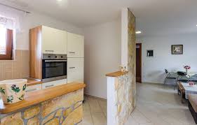 Smagfuldt indrettede feriehuse med avanceret udstyr og flotte, moderne møbler. Ferienwohnung Barban Orbanici Kroatien Cil975 Novasol