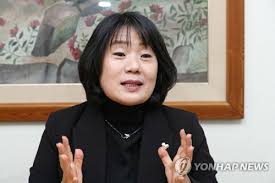 권익위 與 국회의원 12명, 부동산 투기 16건 확인. ìœ¤ë¯¸í–¥ ë¹„ë¡€ëŒ€í'œ ì‹ ì²­ ì´ìš©ìˆ˜ í• ë¨¸ë‹ˆê°€ ìž˜í–ˆë‹¤ê³  í•´