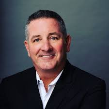 Les Terwilleger's Instagram, Twitter & Facebook