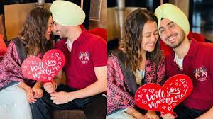 ♥️ living my dream khad tainu main dassa full video youtu.be/jux23wzmn5e. Ahead Of Wedding Bride To Be Neha Kakkar Shares Photos Of Rohanpreet S Romantic Proposal