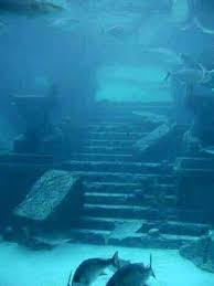 Underwater city at yonaguni jima, japan. Yonaguni Jima An Underwater City In Japan Estimated To Have Been Sunk By An Earthquake Some 2000 Years Ago 9gag