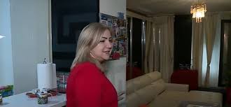 Carmen serban este marca inregistrata si detine toate drepturile legale. Decizie È™oc Vinde Tot È™i PleacÄƒ Din È›arÄƒ Vezi Unde Vrea SÄƒ Se Mute Carmen È™erban Starpopular Ro