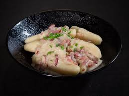 Buwespatzle A La Creme De Munster Et Aux Lardons Recette Cuisine Alsacienne Munster Plat