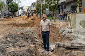 Prefeitura de Paranaguá amplia obras na Rua Faria Sobrinho após identificar rede de drenagem comprometida