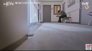 True beauty, youtube'dan makyaj sanatında ustalaştıktan sonra güzel bir kız ününe yükselen bir liseli kız lim ju gyeong hakkında romantik bir komedi. Klpgbpyhazeqrm