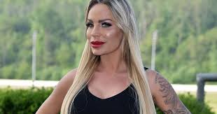Das war ganz anders, und ich werde mich zu gegebenem anlass dazu äußern. anzeige instagram / ginalisa2309 Kampf Der Realitystars Kandidatin Gina Lisa Lohfink Sie Steht In Der Kritik Aufgrund Ihres Neuen Hundes Bunte De