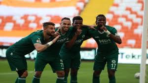 Kariyer sayfasında hakan keleş isimli futbolcunun sezon bazında takımının yer almış olduğu turnuvalardaki maç, gol, asist, sarı kart, kırmızı kart, oyuna girme, oyundan alınma. Hakan Keles Li Giresunspor Sampiyonluga Kosuyor