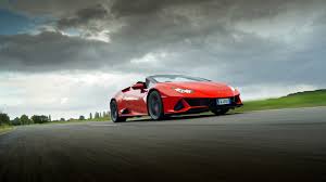 It's good for 610ps and 560nm, all of which drive the rear. Lamborghini Huracan Evo Spyder 2020 Review Evo