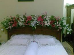 Di ruangan tersebut kita bisa melepas penat, tidur, atau melakukan aktivitas yang lebih leluasa. Dekorasi Kamar Pengantin Cibubur Toko Bunga Bekasi Toko Bunga Di Bekasi Toko Bunga Murah Dibekasi Toko Bunga Tange Kamar Tidur Romantis Dekor Dekorasi Kamar