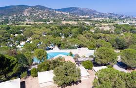 Description beaches open from april to october with unparalleled comfort. Campingplatz Parc De Bormes In Bormes Les Mimosas Var Campingfrance Com